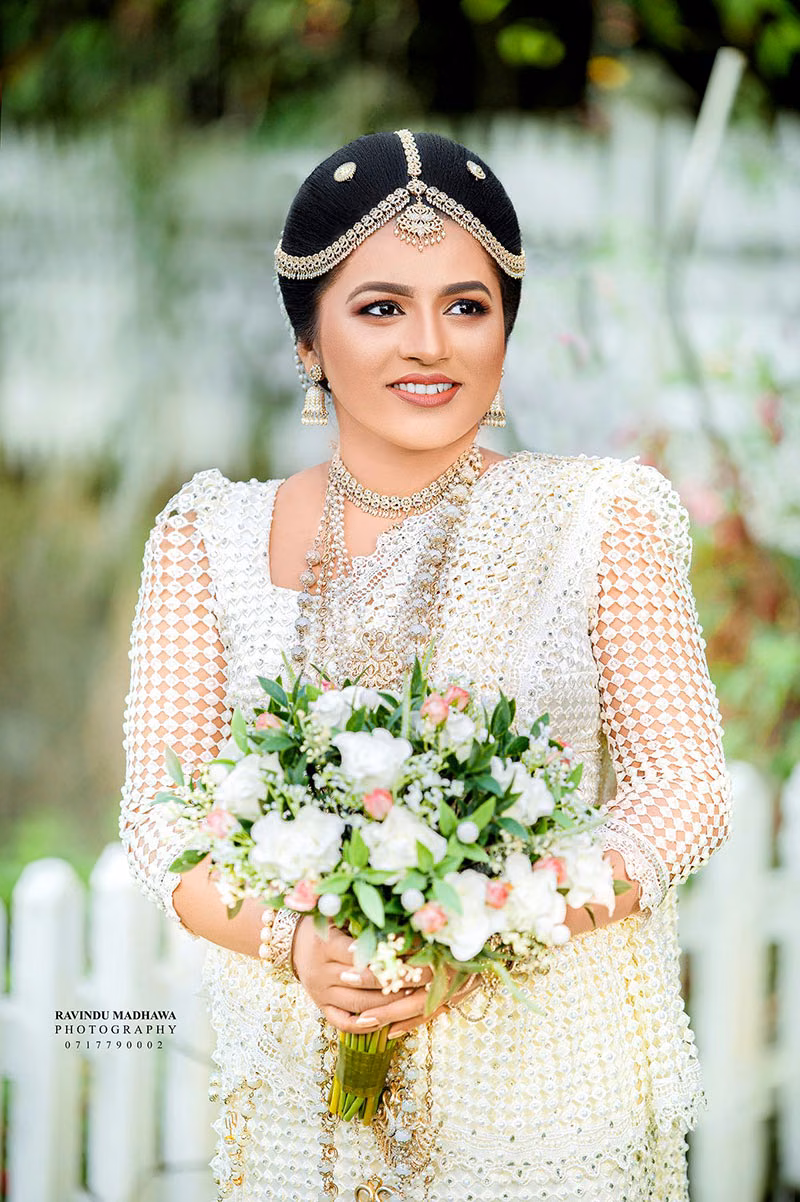 Bridal & wedding photoshoot Sri Lanka - Gopika & Madhuranga (5) - YOU Magazine