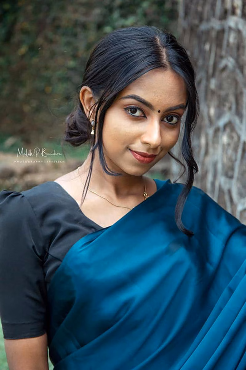 Trendy Sri Lankan girl fashion outfit photoshoot LK - Imalsha (2)