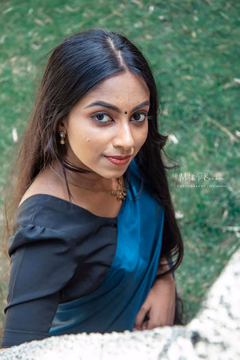 Sri Lankan female model Imalsha Colombo studio photoshoot (5) - YOU Magazine